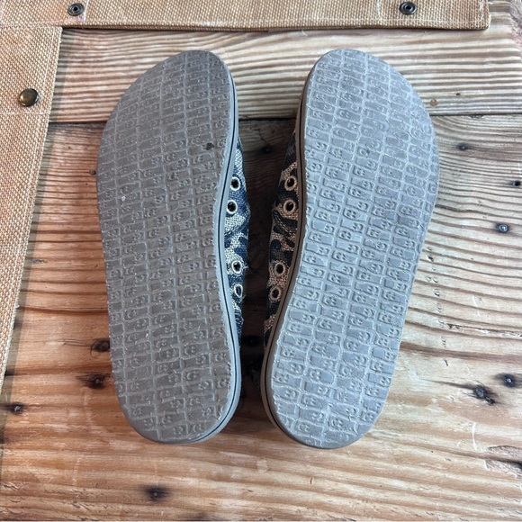 Sanuk Brown and Tan Slip-On Shoes - Picture 3 of 6